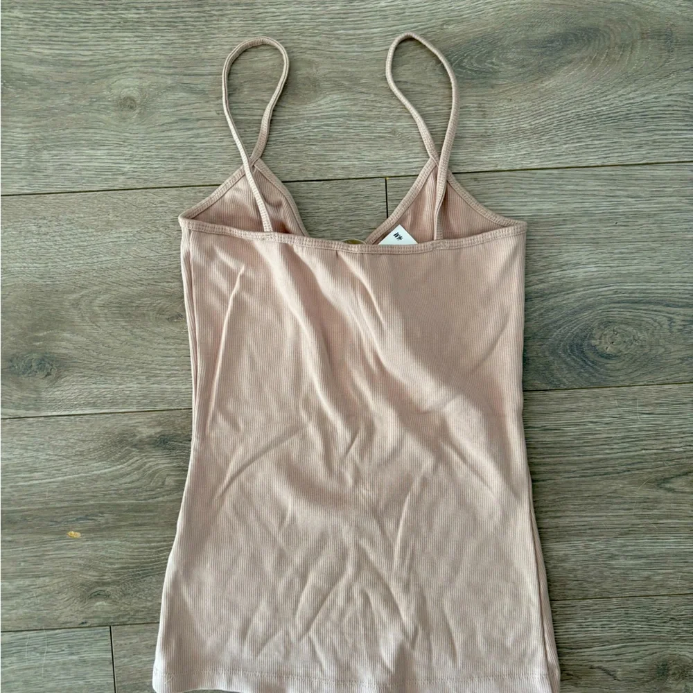 🆕 Pink H&M Ribbed Tank Top - Picture 4 of 4